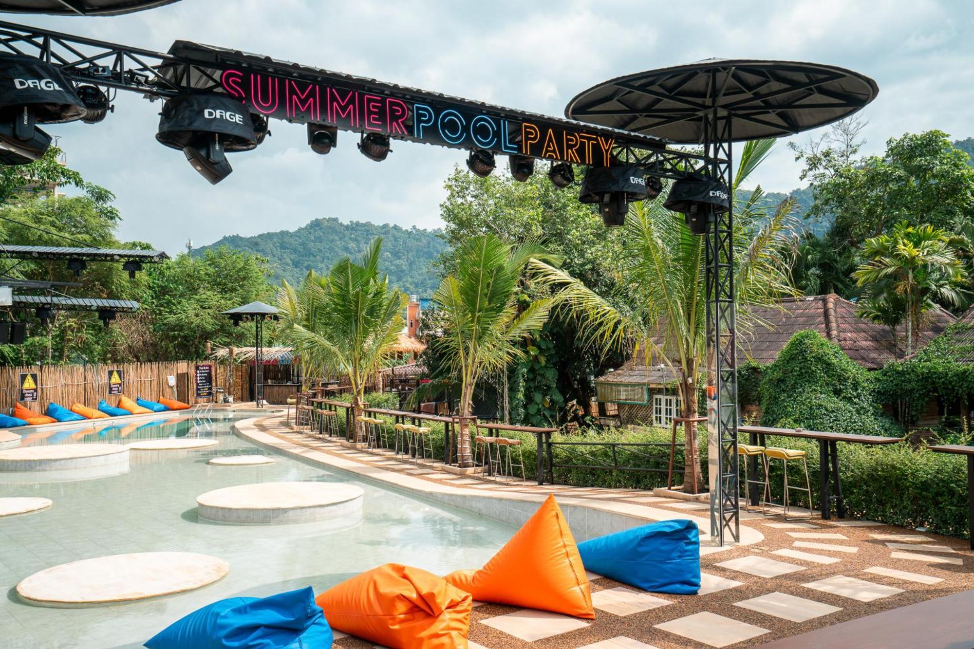 Summer Club And Hostel Ao Nang 外观 照片